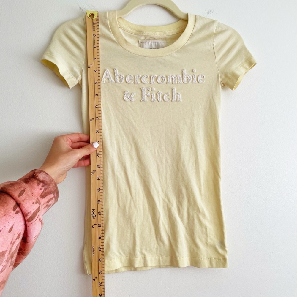 Abercrombie and fitch butter yellow spell out tee shirt 3d logo baby tee y2k XS - Picture 5 of 9